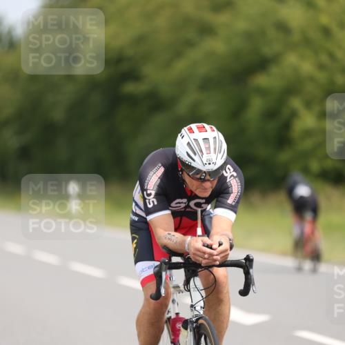 22.06.2025 - Viking Triathlon Yannick Fuchs http://msf.ph/oto/8117477 22.06.2025 12:22:03 Radfahren 6, 109, 350, 493 meine-sportfotos.de