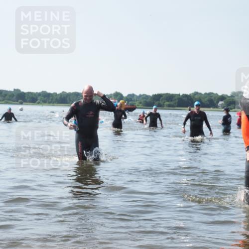 22.06.2025 - Viking Triathlon KatJ http://msf.ph/oto/8117494 22.06.2025 10:44:34 Schwimmen 18, 205, 219, 446 meine-sportfotos.de