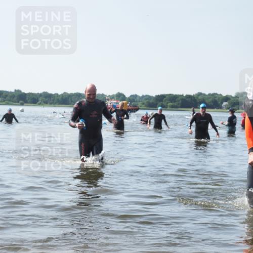 22.06.2025 - Viking Triathlon KatJ http://msf.ph/oto/8117501 22.06.2025 10:44:34 Schwimmen 18, 205, 219, 446 meine-sportfotos.de