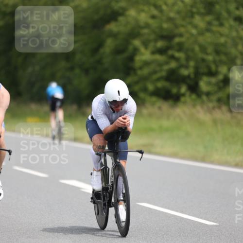 22.06.2025 - Viking Triathlon Yannick Fuchs http://msf.ph/oto/8117509 22.06.2025 12:22:05 Radfahren 6, 109, 493 meine-sportfotos.de