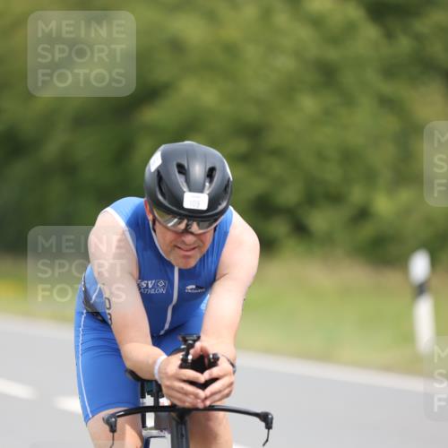 22.06.2025 - Viking Triathlon Yannick Fuchs http://msf.ph/oto/8117522 22.06.2025 12:22:06 Radfahren 6, 109, 493 meine-sportfotos.de