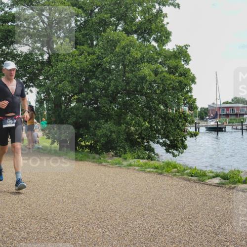 22.06.2025 - Viking Triathlon KatJ http://msf.ph/oto/8117532 22.06.2025 13:28:25 Laufen 176, 360 meine-sportfotos.de