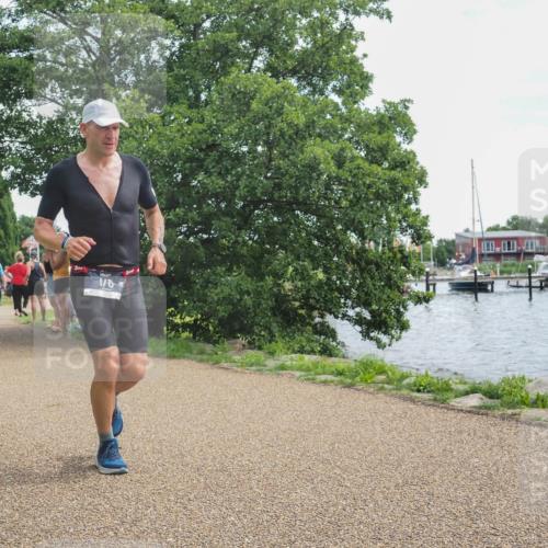22.06.2025 - Viking Triathlon KatJ http://msf.ph/oto/8117557 22.06.2025 13:28:25 Laufen 176, 360 meine-sportfotos.de