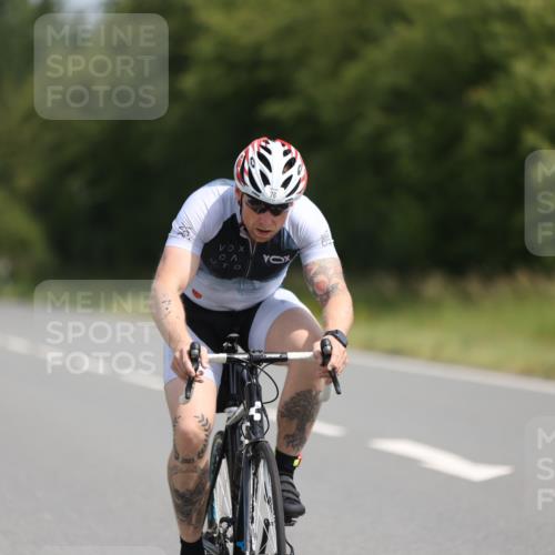 22.06.2025 - Viking Triathlon Yannick Fuchs http://msf.ph/oto/8117569 22.06.2025 11:43:02 Radfahren 21, 76, 91, 157, 332, 623, 633 meine-sportfotos.de