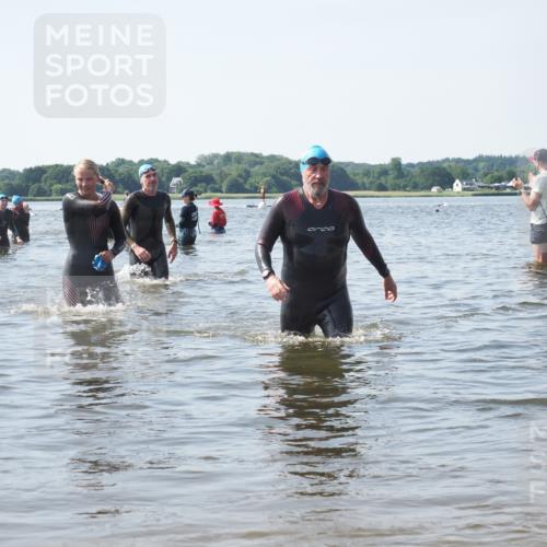 22.06.2025 - Viking Triathlon KatJ http://msf.ph/oto/8117620 22.06.2025 10:44:45 Schwimmen 18, 440, 446, 653 meine-sportfotos.de