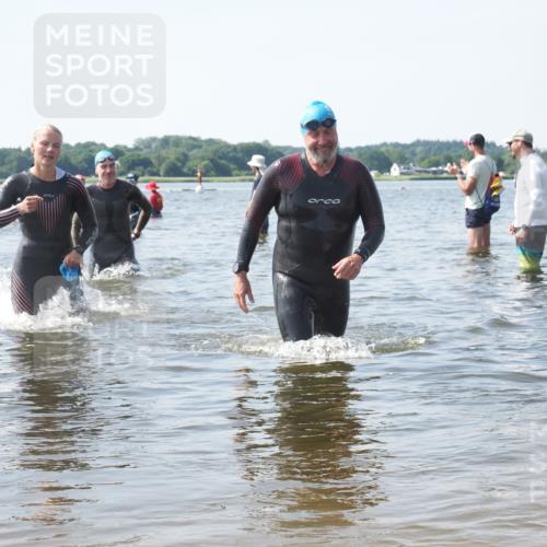 22.06.2025 - Viking Triathlon KatJ http://msf.ph/oto/8117639 22.06.2025 10:44:46 Schwimmen 18, 440, 446, 653 meine-sportfotos.de