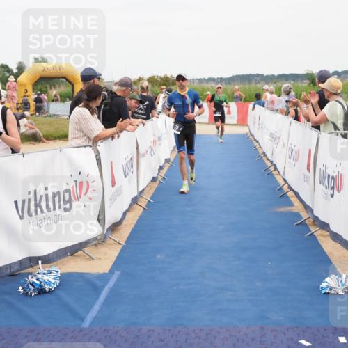 22.06.2025 - Viking Triathlon MichiJ http://msf.ph/oto/8117655 22.06.2025 15:07:33 Ziel 28, 113 meine-sportfotos.de