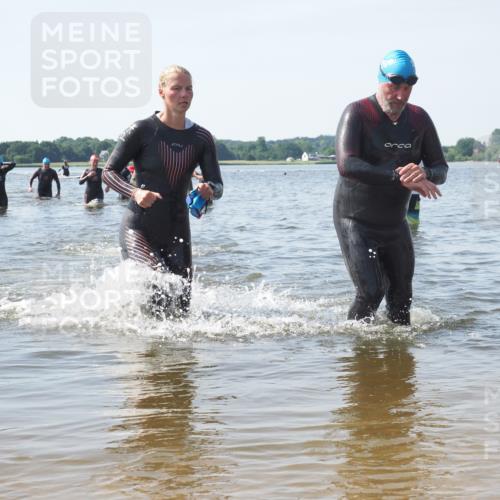 22.06.2025 - Viking Triathlon KatJ http://msf.ph/oto/8117681 22.06.2025 10:44:48 Schwimmen 18, 168, 440, 446, 638, 653 meine-sportfotos.de