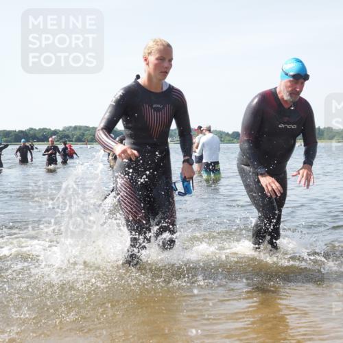 22.06.2025 - Viking Triathlon KatJ http://msf.ph/oto/8117708 22.06.2025 10:44:49 Schwimmen 18, 168, 440, 446, 638, 653 meine-sportfotos.de