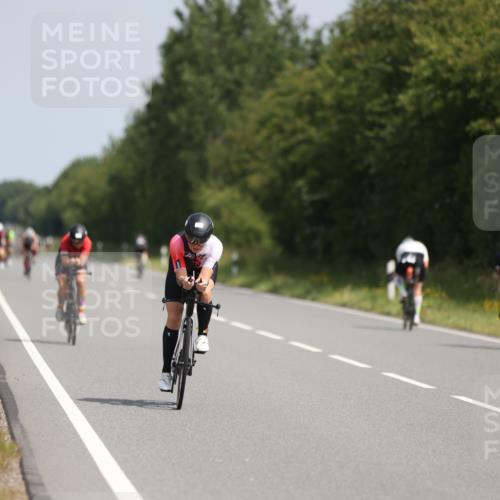 22.06.2025 - Viking Triathlon Yannick Fuchs http://msf.ph/oto/8117715 22.06.2025 11:43:19 Radfahren 155, 179, 215, 533, 643 meine-sportfotos.de