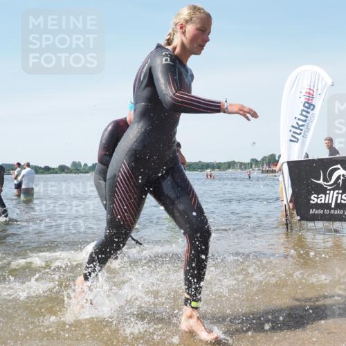 22.06.2025 - Viking Triathlon KatJ http://msf.ph/oto/8117721 22.06.2025 10:44:50 Schwimmen 18, 168, 440, 446, 638, 653 meine-sportfotos.de