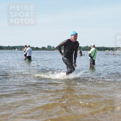 22.06.2025 - Viking Triathlon KatJ http://msf.ph/oto/8117752 22.06.2025 10:44:52 Schwimmen 18, 39, 168, 440, 446, 638, 653 meine-sportfotos.de