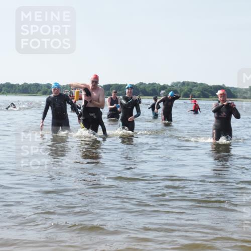 22.06.2025 - Viking Triathlon KatJ http://msf.ph/oto/8117799 22.06.2025 10:44:57 Schwimmen 39, 168, 493, 638, 653 meine-sportfotos.de