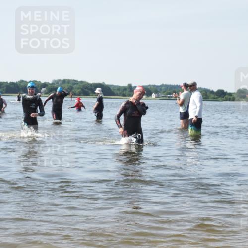 22.06.2025 - Viking Triathlon KatJ http://msf.ph/oto/8117839 22.06.2025 10:44:58 Schwimmen 39, 168, 493, 638, 653 meine-sportfotos.de