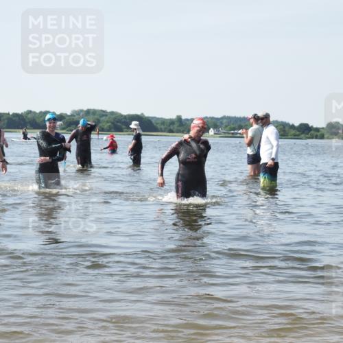 22.06.2025 - Viking Triathlon KatJ http://msf.ph/oto/8117853 22.06.2025 10:44:58 Schwimmen 39, 168, 493, 638, 653 meine-sportfotos.de