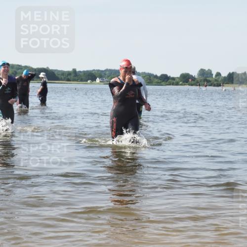 22.06.2025 - Viking Triathlon KatJ http://msf.ph/oto/8117871 22.06.2025 10:45:00 Schwimmen 39, 168, 346, 493, 638, 653 meine-sportfotos.de