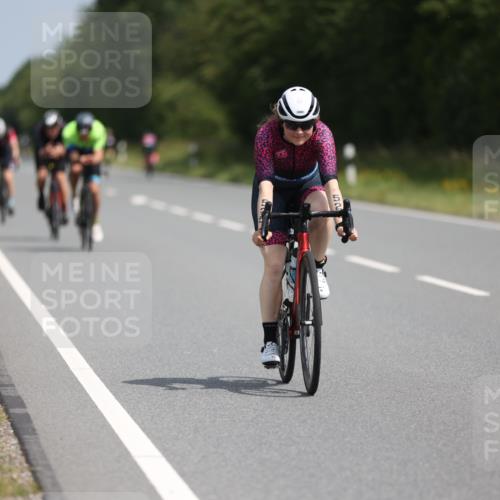 22.06.2025 - Viking Triathlon Yannick Fuchs http://msf.ph/oto/8117908 22.06.2025 11:43:33 Radfahren 183, 197, 364, 372, 418, 518, 525, 632 meine-sportfotos.de