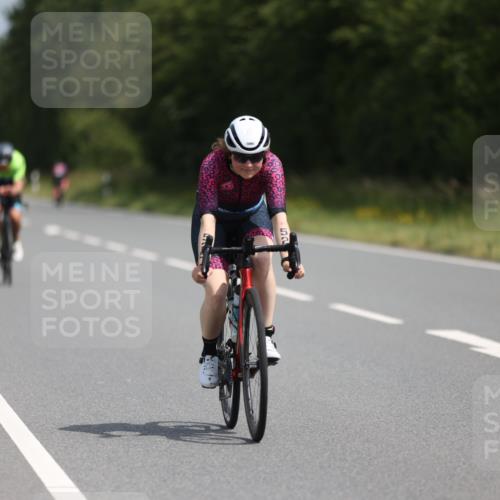 22.06.2025 - Viking Triathlon Yannick Fuchs http://msf.ph/oto/8117916 22.06.2025 11:43:33 Radfahren 183, 197, 364, 372, 418, 518, 525, 632 meine-sportfotos.de