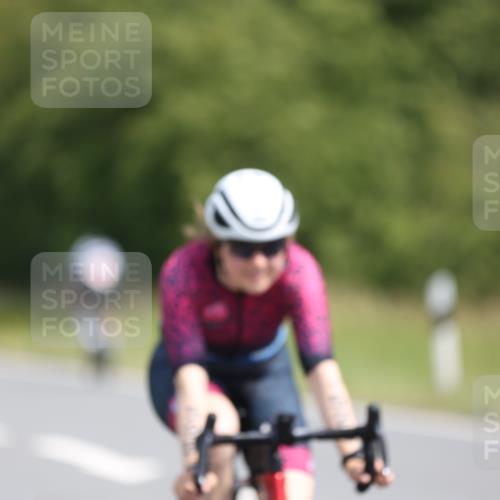 22.06.2025 - Viking Triathlon Yannick Fuchs http://msf.ph/oto/8117941 22.06.2025 11:43:34 Radfahren 183, 197, 364, 372, 418, 466, 518, 525, 632 meine-sportfotos.de