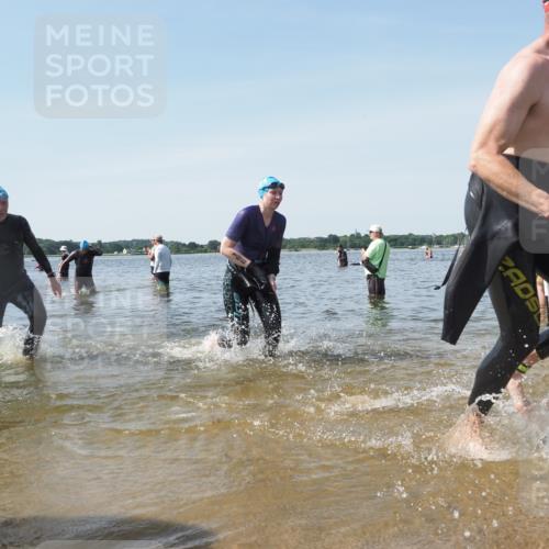 22.06.2025 - Viking Triathlon KatJ http://msf.ph/oto/8117942 22.06.2025 10:45:06 Schwimmen 39, 168, 346, 493, 503, 638, 653 meine-sportfotos.de