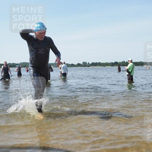 22.06.2025 - Viking Triathlon KatJ http://msf.ph/oto/8117973 22.06.2025 10:45:08 Schwimmen 39, 168, 346, 493, 503, 638 meine-sportfotos.de