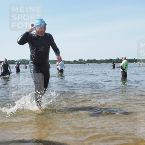 22.06.2025 - Viking Triathlon KatJ http://msf.ph/oto/8117978 22.06.2025 10:45:08 Schwimmen 39, 168, 346, 493, 503, 638 meine-sportfotos.de