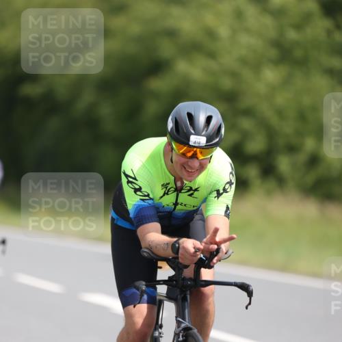 22.06.2025 - Viking Triathlon Yannick Fuchs http://msf.ph/oto/8117981 22.06.2025 11:43:37 Radfahren 37, 183, 202, 364, 372, 418, 466, 525, 632 meine-sportfotos.de