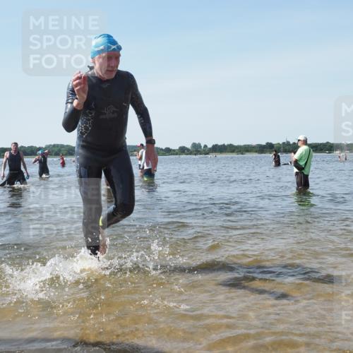 22.06.2025 - Viking Triathlon KatJ http://msf.ph/oto/8117983 22.06.2025 10:45:08 Schwimmen 39, 168, 346, 493, 503, 638 meine-sportfotos.de