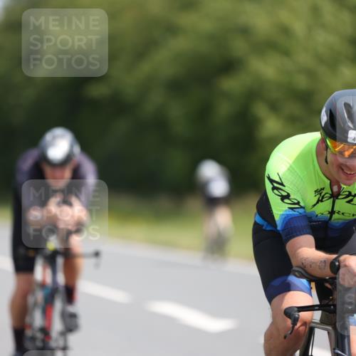 22.06.2025 - Viking Triathlon Yannick Fuchs http://msf.ph/oto/8117987 22.06.2025 11:43:37 Radfahren 37, 183, 202, 364, 372, 418, 466, 525, 632 meine-sportfotos.de