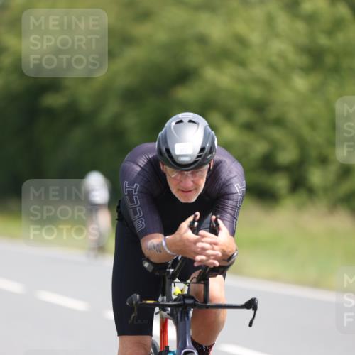 22.06.2025 - Viking Triathlon Yannick Fuchs http://msf.ph/oto/8118003 22.06.2025 11:43:38 Radfahren 37, 130, 183, 202, 308, 364, 372, 418, 466, 525, 632 meine-sportfotos.de