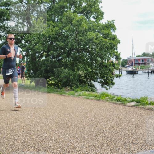 22.06.2025 - Viking Triathlon KatJ http://msf.ph/oto/8118008 22.06.2025 13:29:39 Laufen 152, 444 meine-sportfotos.de