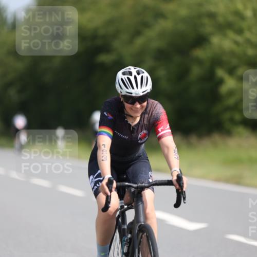 22.06.2025 - Viking Triathlon Yannick Fuchs http://msf.ph/oto/8118021 22.06.2025 11:43:38 Radfahren 37, 130, 183, 202, 308, 364, 372, 418, 466, 525, 632 meine-sportfotos.de