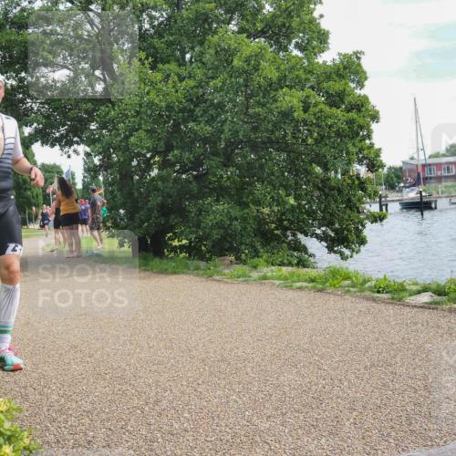 22.06.2025 - Viking Triathlon KatJ http://msf.ph/oto/8118042 22.06.2025 13:29:41 Laufen 152, 376, 444 meine-sportfotos.de