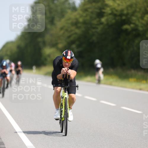 22.06.2025 - Viking Triathlon Yannick Fuchs http://msf.ph/oto/8118048 22.06.2025 11:43:40 Radfahren 37, 130, 183, 202, 308, 364, 372, 418, 466, 632 meine-sportfotos.de