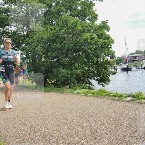22.06.2025 - Viking Triathlon KatJ http://msf.ph/oto/8118077 22.06.2025 13:29:43 Laufen 376, 444 meine-sportfotos.de