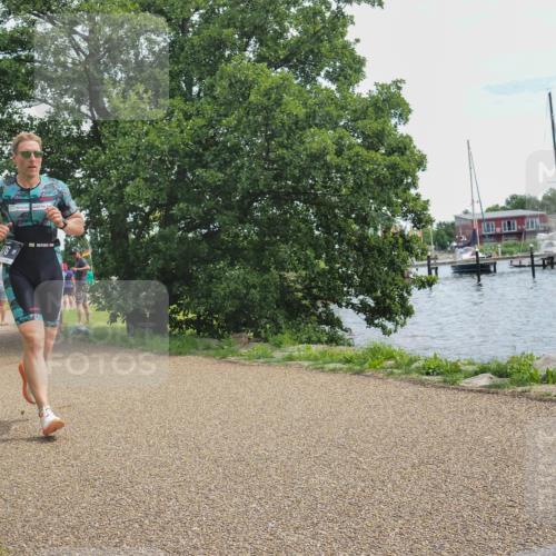 22.06.2025 - Viking Triathlon KatJ http://msf.ph/oto/8118081 22.06.2025 13:29:44 Laufen 376, 444 meine-sportfotos.de
