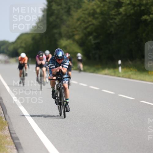 22.06.2025 - Viking Triathlon Yannick Fuchs http://msf.ph/oto/8118092 22.06.2025 11:43:42 Radfahren 37, 130, 183, 202, 308, 364, 372, 466 meine-sportfotos.de