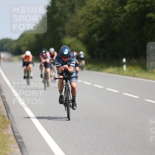 22.06.2025 - Viking Triathlon Yannick Fuchs http://msf.ph/oto/8118098 22.06.2025 11:43:42 Radfahren 37, 130, 183, 202, 308, 364, 372, 466 meine-sportfotos.de