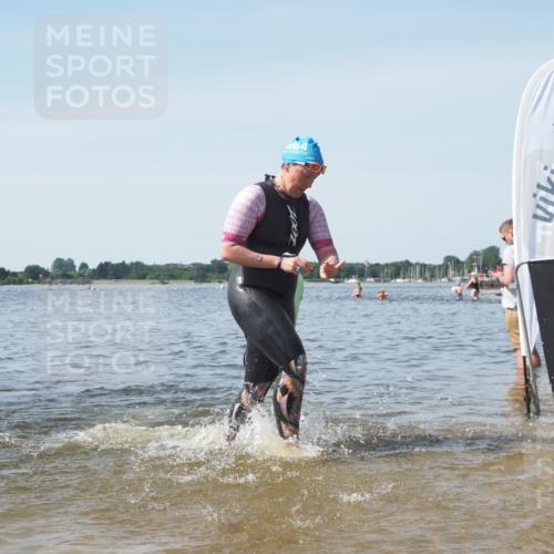 22.06.2025 - Viking Triathlon KatJ http://msf.ph/oto/8118101 22.06.2025 10:45:22 Schwimmen 68, 102, 108, 503, 605 meine-sportfotos.de
