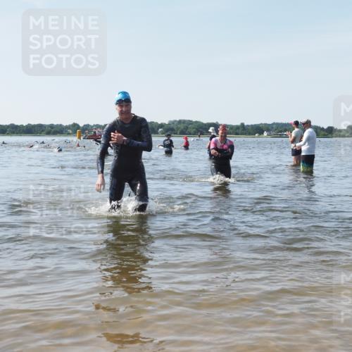22.06.2025 - Viking Triathlon KatJ http://msf.ph/oto/8118107 22.06.2025 10:45:24 Schwimmen 68, 102, 108, 466, 503, 605 meine-sportfotos.de