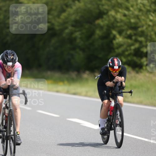 22.06.2025 - Viking Triathlon Yannick Fuchs http://msf.ph/oto/8118185 22.06.2025 11:43:46 Radfahren 37, 130, 202, 308, 390, 466, 495 meine-sportfotos.de