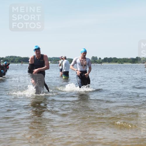 22.06.2025 - Viking Triathlon KatJ http://msf.ph/oto/8118196 22.06.2025 10:45:32 Schwimmen 102, 108, 197, 466, 519, 605 meine-sportfotos.de