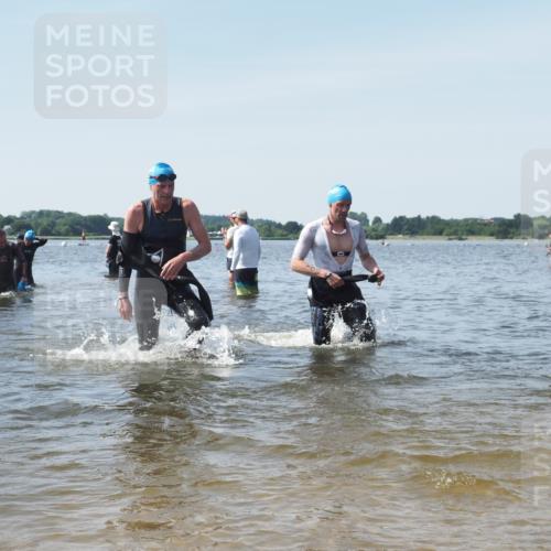 22.06.2025 - Viking Triathlon KatJ http://msf.ph/oto/8118211 22.06.2025 10:45:32 Schwimmen 102, 108, 197, 466, 519, 605 meine-sportfotos.de