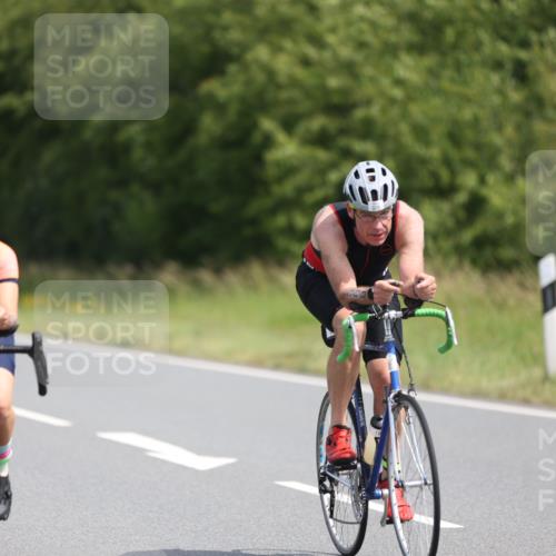 22.06.2025 - Viking Triathlon Yannick Fuchs http://msf.ph/oto/8118219 22.06.2025 11:43:47 Radfahren 37, 130, 202, 308, 390, 466, 495 meine-sportfotos.de