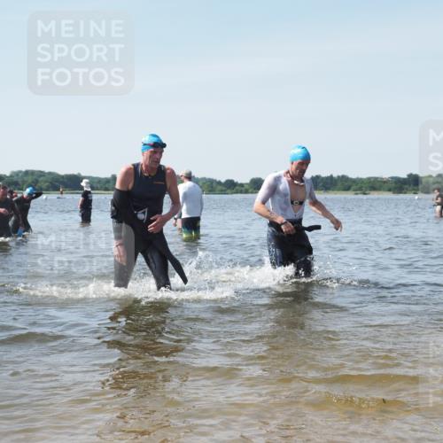 22.06.2025 - Viking Triathlon KatJ http://msf.ph/oto/8118228 22.06.2025 10:45:32 Schwimmen 102, 108, 197, 466, 519, 605 meine-sportfotos.de