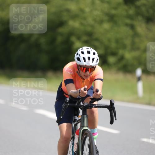 22.06.2025 - Viking Triathlon Yannick Fuchs http://msf.ph/oto/8118237 22.06.2025 11:43:48 Radfahren 37, 130, 202, 308, 390, 466, 495 meine-sportfotos.de