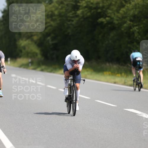 22.06.2025 - Viking Triathlon Yannick Fuchs http://msf.ph/oto/8118286 22.06.2025 11:43:59 Radfahren 6, 31, 143, 396 meine-sportfotos.de