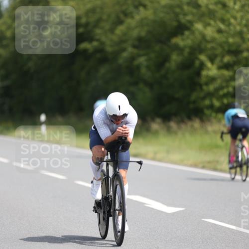 22.06.2025 - Viking Triathlon Yannick Fuchs http://msf.ph/oto/8118301 22.06.2025 11:43:59 Radfahren 6, 31, 143, 396 meine-sportfotos.de