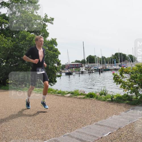 22.06.2025 - Viking Triathlon KatJ http://msf.ph/oto/8118336 22.06.2025 12:55:06 Laufen 14, 189 meine-sportfotos.de