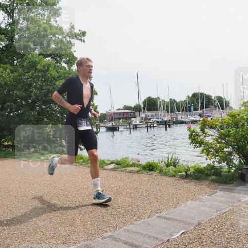 22.06.2025 - Viking Triathlon KatJ http://msf.ph/oto/8118350 22.06.2025 12:55:06 Laufen 14, 189 meine-sportfotos.de